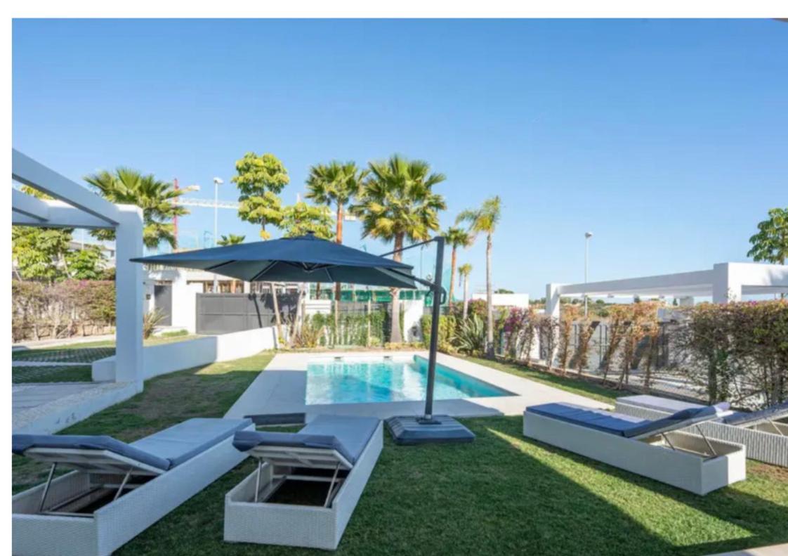 Magnifique Villa Contemporaine Marbella Exterior photo